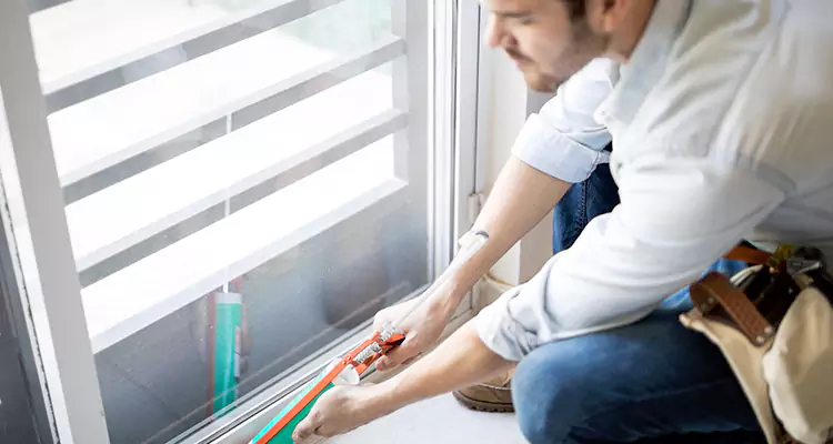 We fix All type of Sliding Door in Palm River-Clair Mel, FL