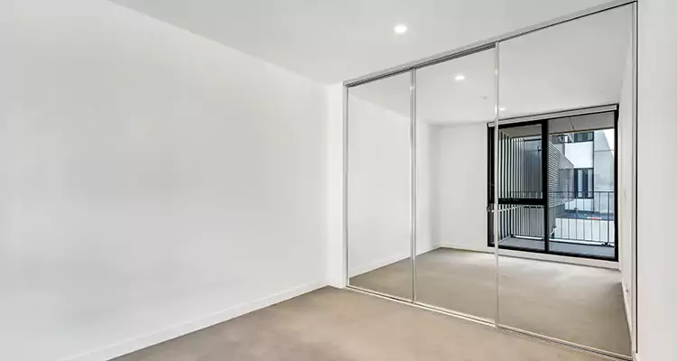 Why Homeowners Choose Us for Sliding Mirror Door Replacement in Palm River-Clair Mel, FL