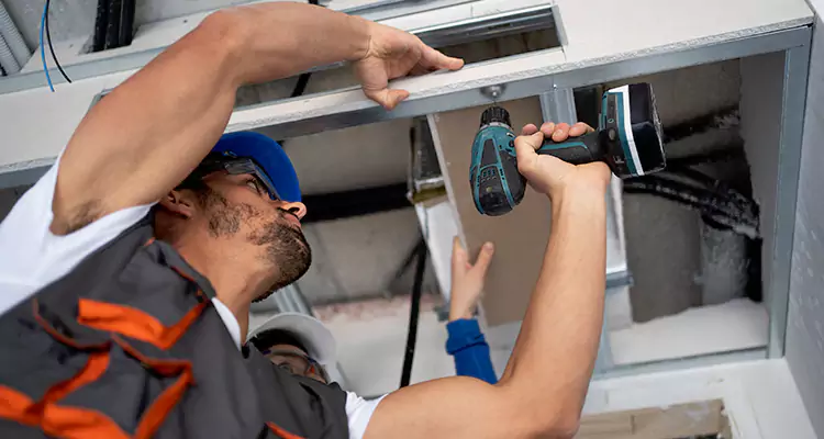 Emergency Overhead Door Repair in Palm River-Clair Mel, FL