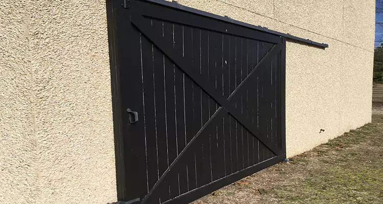 Sliding Barn Door Stuck Maintenance in Palm River-Clair Mel, FL