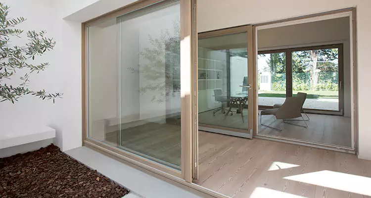 Sliding Screen Door Bottom Track Replacement in Palm River-Clair Mel, FL